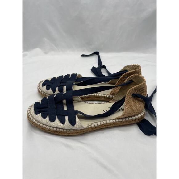 Viscata Barcelona Cream and Navy Lace Up Espadrilles - Picture 2 of 10